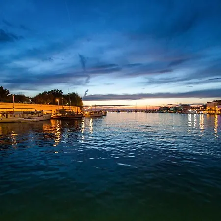 Διαμέρισμα Unique *