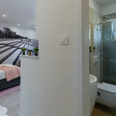 Unique Διαμέρισμα *